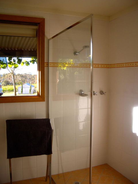 STUDIO ECHUNGA Adelaide Hills - Accommodation Search 14