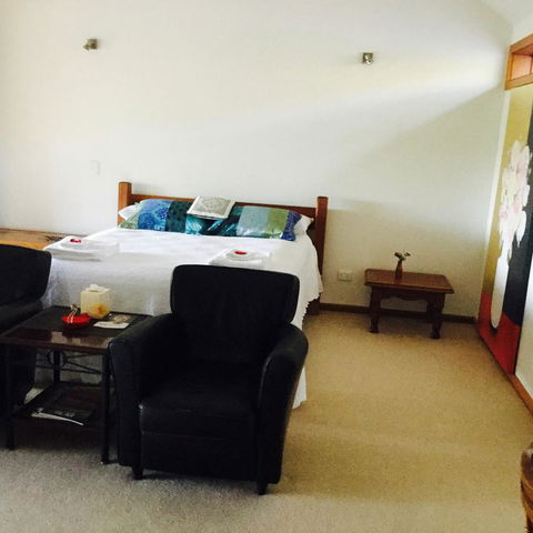 STUDIO ECHUNGA Adelaide Hills - Accommodation Search 3