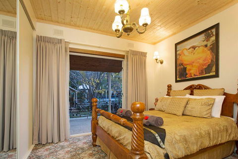 Hahndorf House B&B - Accommodation Search 18