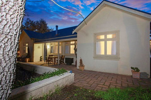 Hahndorf House B&B - Accommodation Search 32