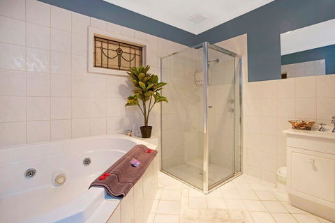 Hahndorf House B&B - Accommodation Search 20