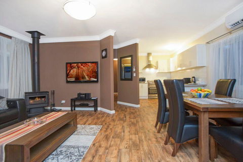 Hahndorf House B&B - Accommodation Search 27