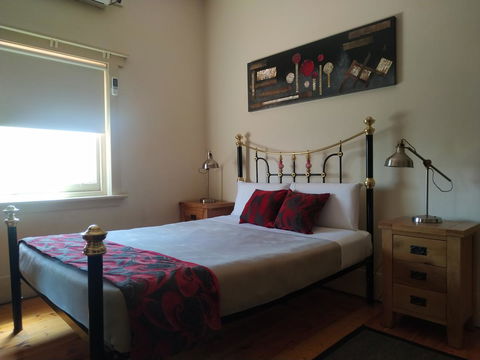 Glenelg Gateway Apartments - Accommodation Search 7