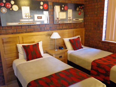 Glenelg Gateway Apartments - Accommodation Search 8