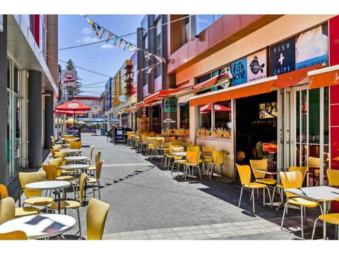 Glenelg Gateway Apartments - Accommodation Search 12