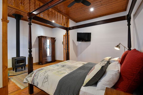 Trafalgar Premium Vintage Suites - Accommodation Search 22