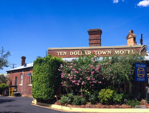 Ten Dollar Town Motel - Accommodation Search 24