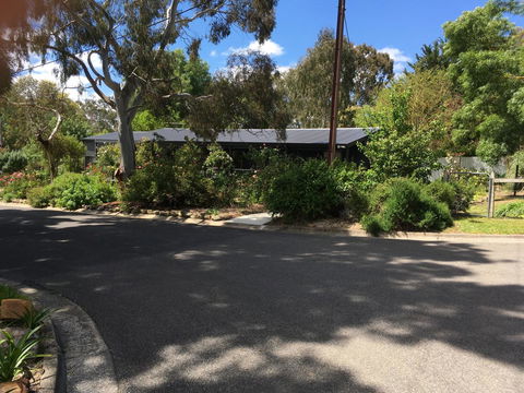 Hilltop Too - Accommodation Search 22