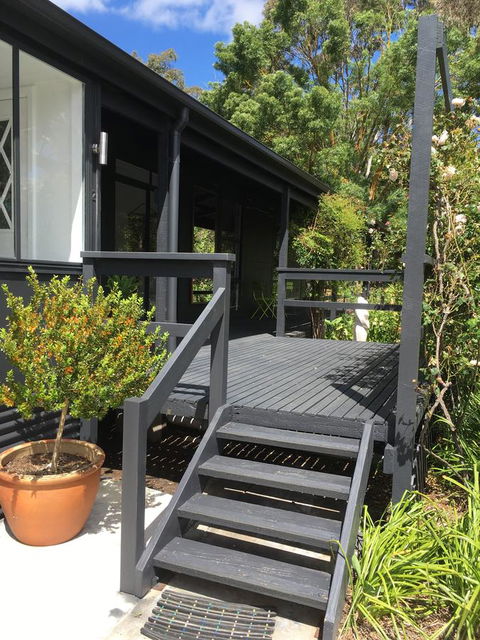 Hilltop Too - Accommodation Search 1