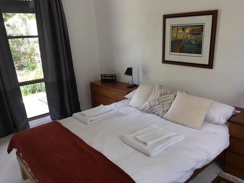 Hilltop Too - Accommodation Search 9