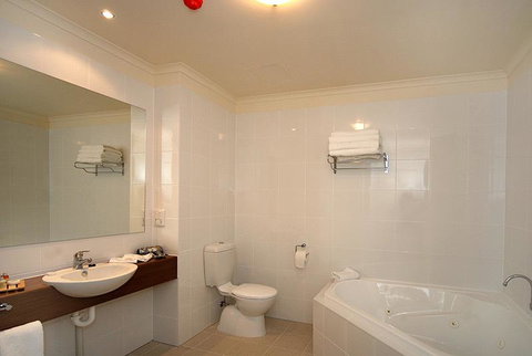 Lady Bay Hotel - Accommodation Search 7