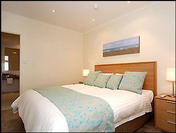 Lady Bay Hotel - Accommodation Search 5