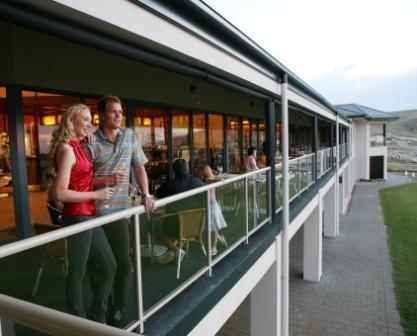 Lady Bay Hotel - Accommodation Search 10