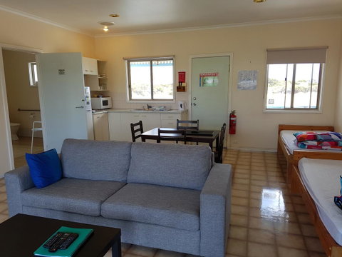 Marion Bay Holiday Villas - Accommodation Search 12
