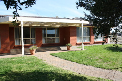 Maslin Beach House - Accommodation Search 7