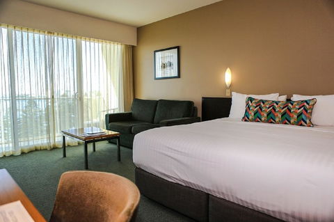 Port Lincoln Hotel - Accommodation Search 9