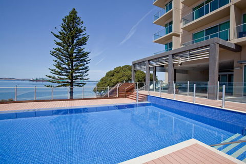 Port Lincoln Hotel - Accommodation Search 0