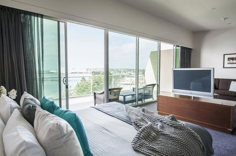 Port Lincoln Hotel - Accommodation Search 36