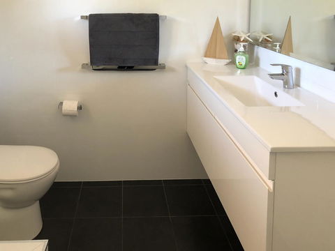 Beachview - Accommodation Search 23