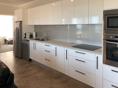 Beachview - Accommodation Search 11