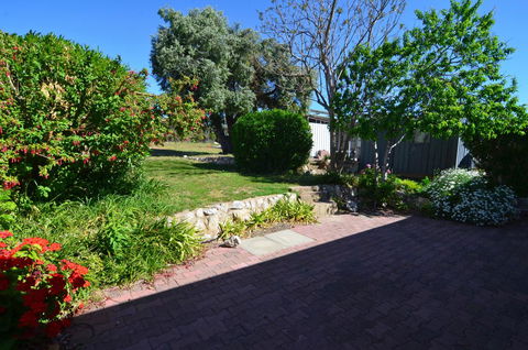 Beachview - Accommodation Search 32