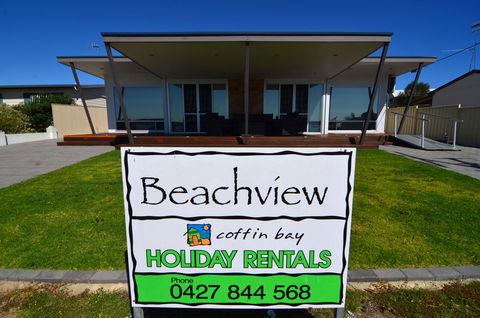 Beachview - Accommodation Search 3