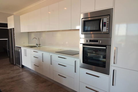 Beachview - Accommodation Search 12