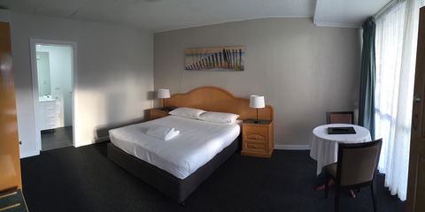 Hilton Beachfront Motel - Accommodation Search 27