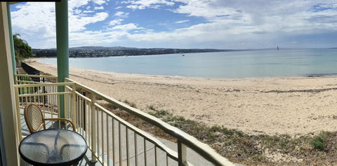 Hilton Beachfront Motel - Accommodation Search 32
