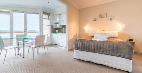 The Bluff Resort Apartments - Accommodation Search 8