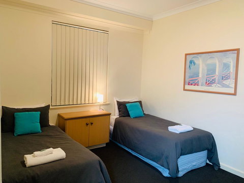 The Bluff Resort Apartments - Accommodation Search 5