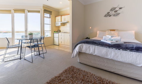 The Bluff Resort Apartments - Accommodation Search 10