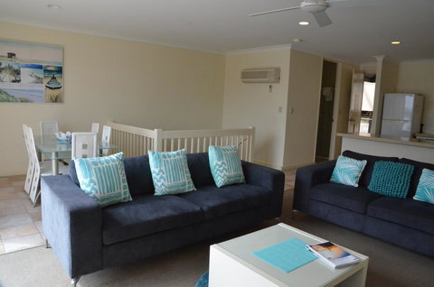 The Bluff Resort Apartments - Accommodation Search 29