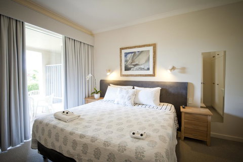 The Bluff Resort Apartments - Accommodation Search 36