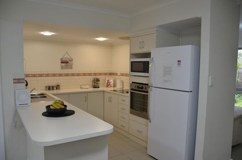 Townhouse On The Marina - Accommodation Search 20
