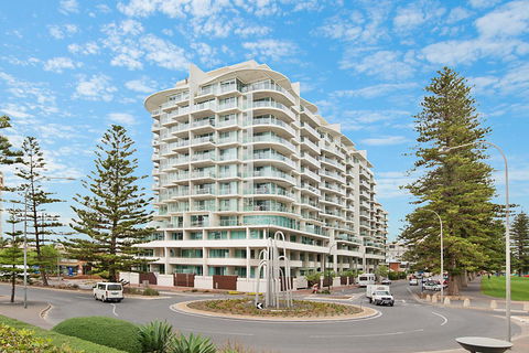 Beachside Luxury & Comfort, Ocean Views In Glenelg - Accommodation Search 22