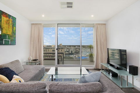 Beachside Luxury & Comfort, Ocean Views In Glenelg - Accommodation Search 8