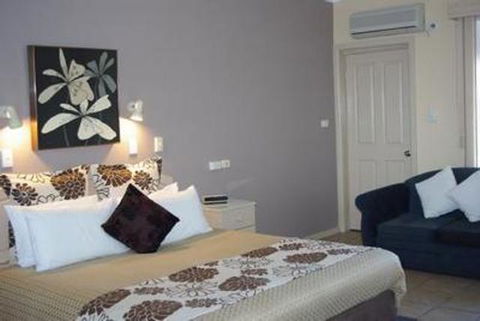 Lakeview Motel And Apartments - Accommodation Search 29