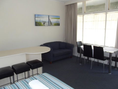 Guichen Bay Motel - Accommodation Search 8