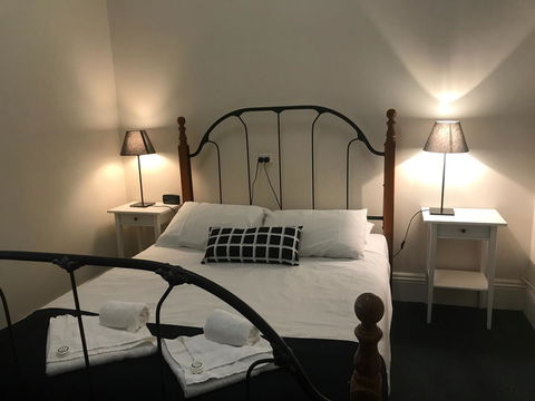 Grosvenor Hotel - Accommodation Search 12