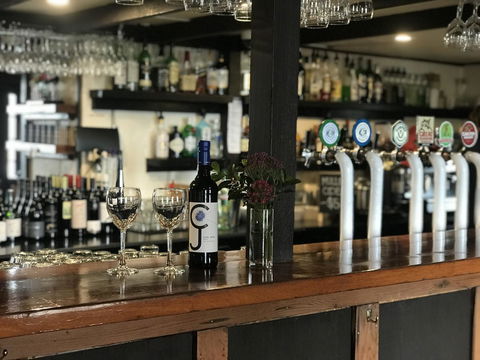 Caledonian Inn - Accommodation Search 2