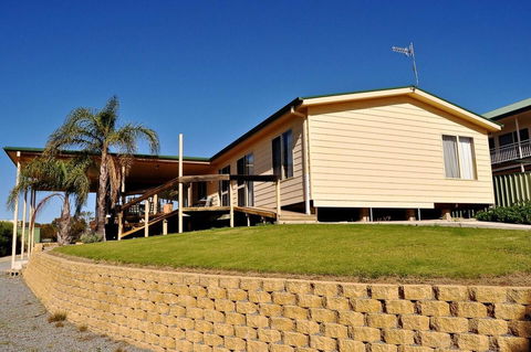Baywatch - Accommodation Search 14