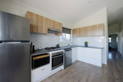 Discovery Parks - West Beach Parks - Accommodation Search 25