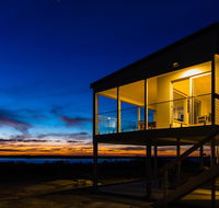 Southern Ocean Lookout - Accommodation Search
