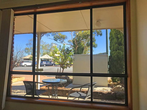 Lake Albert Motel - Accommodation Search 15