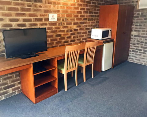 Lake Albert Motel - Accommodation Search 24