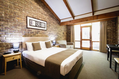 The Lodge By Manna - Accommodation Search 4