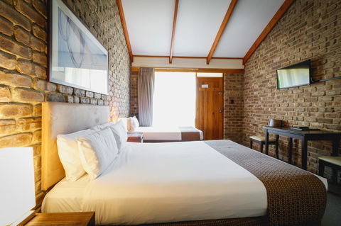 The Lodge By Manna - Accommodation Search 10