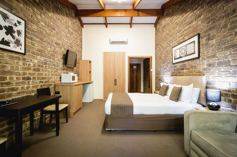 The Lodge By Manna - Accommodation Search 1