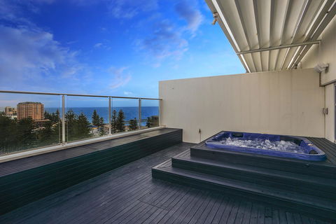 Glenelg Skyline Penthouse - Accommodation Search 2